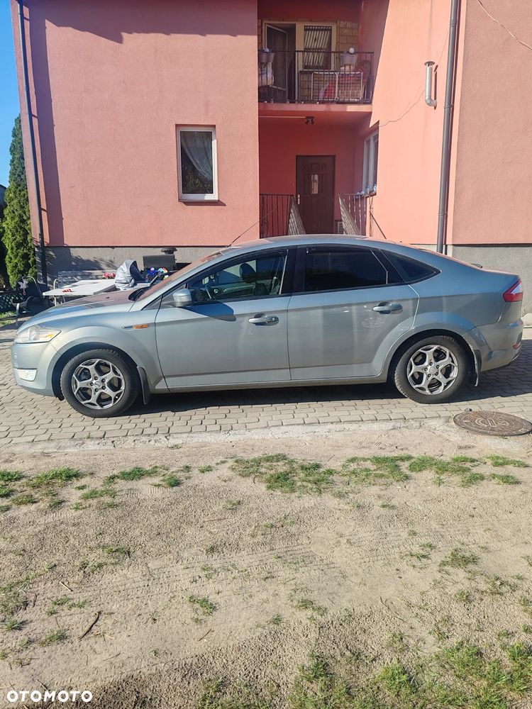 Ford Mondeo 1.8 TDCi Ambiente - 2