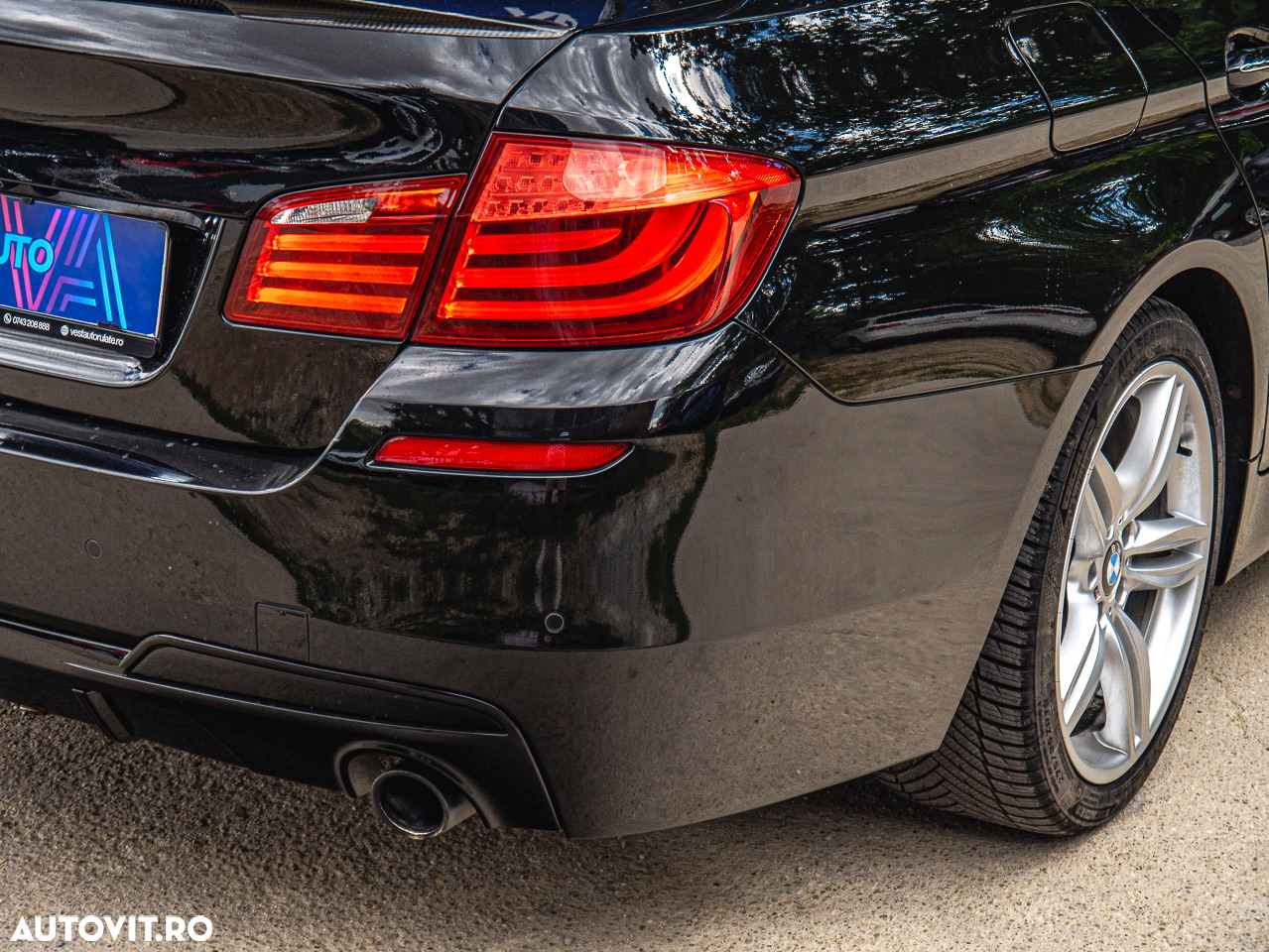 BMW Seria 5 535d xDrive AT - 29