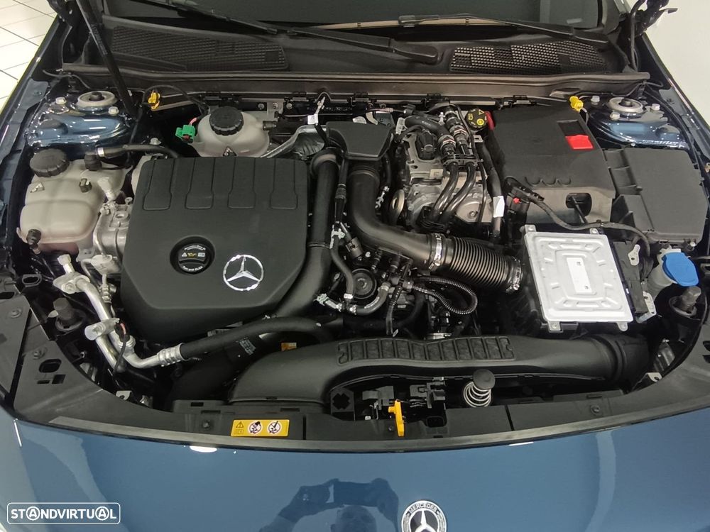Mercedes-Benz A 250 - 21