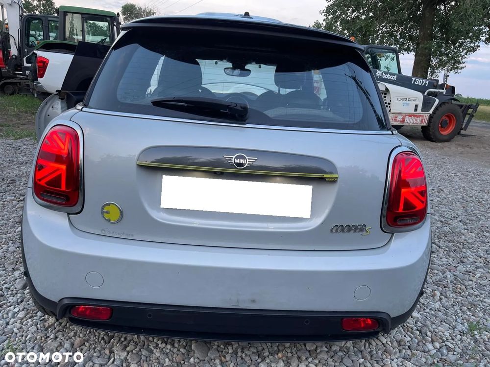 MINI Cooper SE Electric Trim - 33