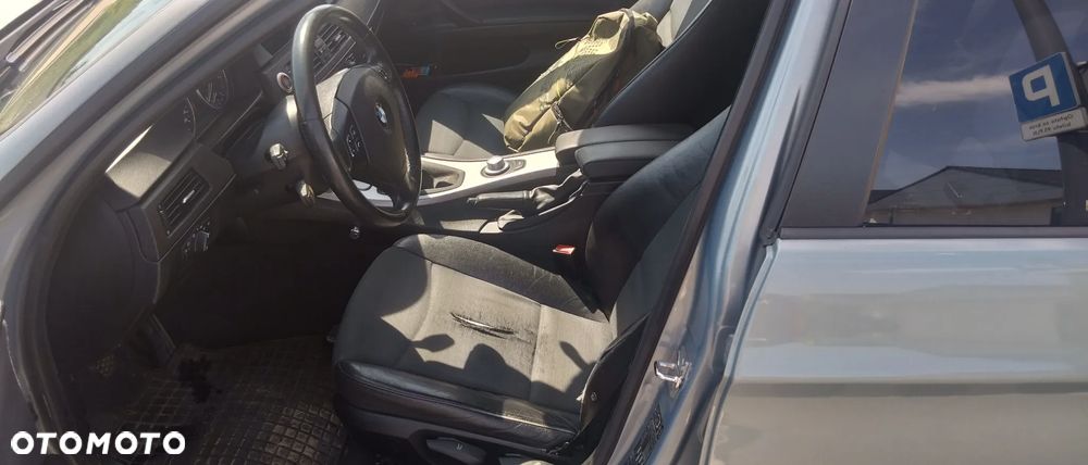 BMW Seria 3 320d - 13