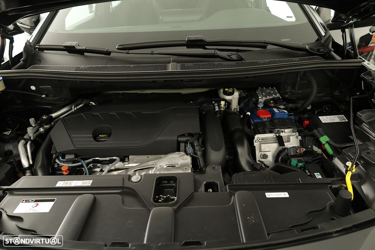 Peugeot 3008 1.6 Hybrid Allure e-EAT8 - 24