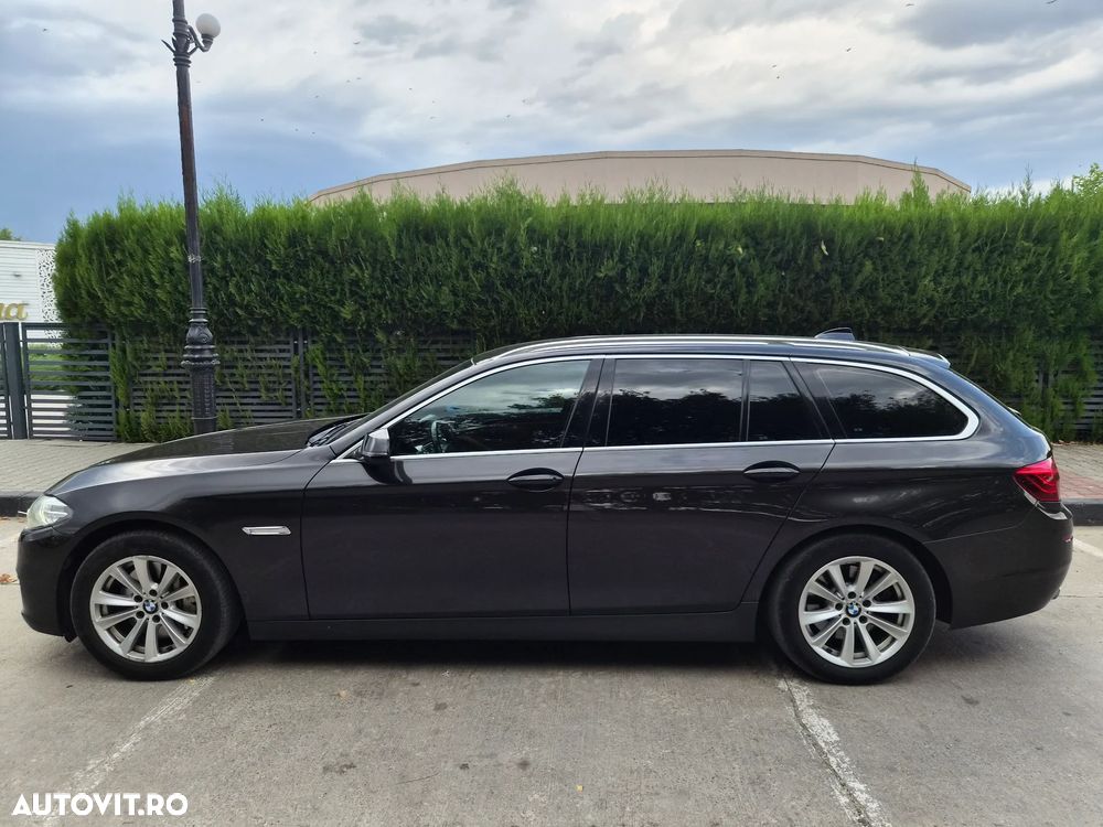 BMW Seria 5 520d Aut. Luxury Line - 7