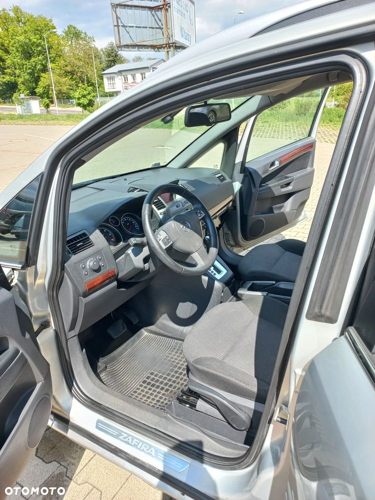 Opel Zafira 1.9 CDTI Sport ActiveSelect - 11