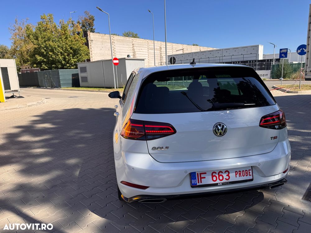 Volkswagen Golf 1.5 TSI OPF R-Line - 10