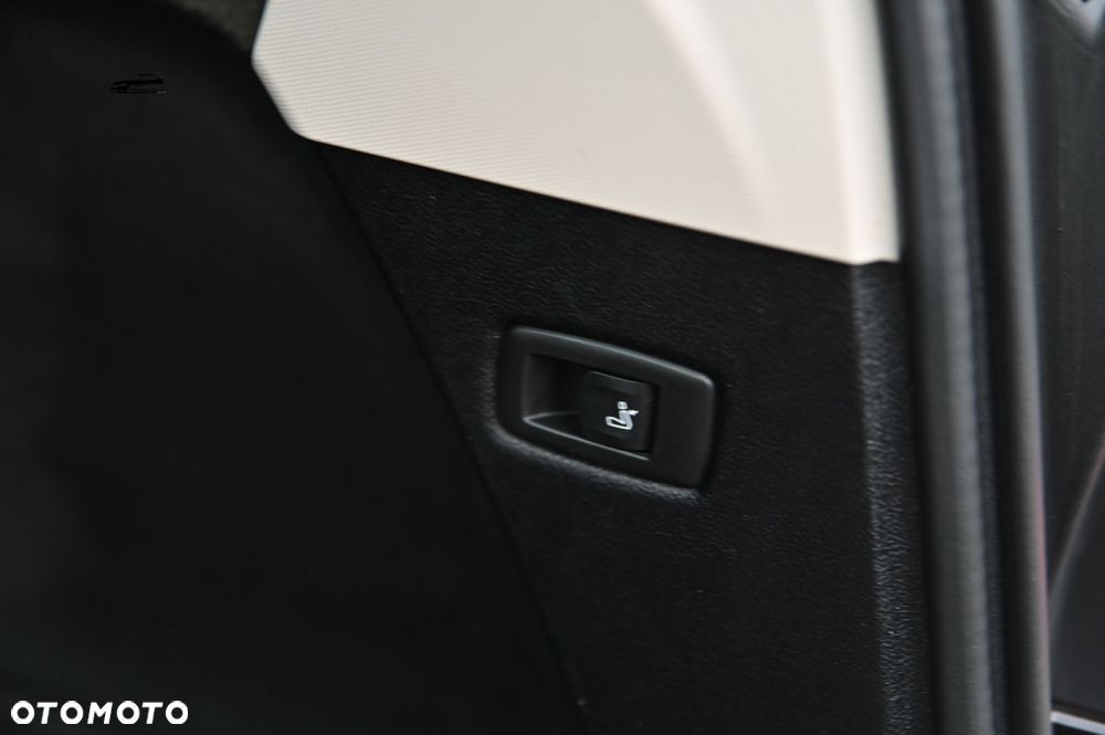 BMW Seria 5 - 33