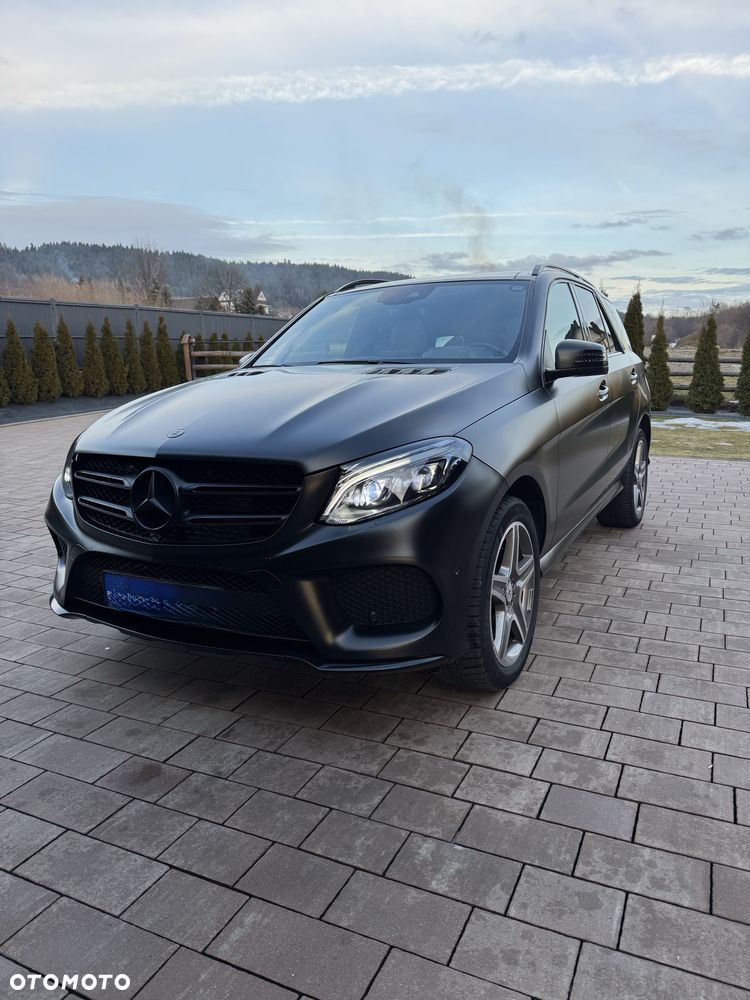 Mercedes-Benz GLE - 2