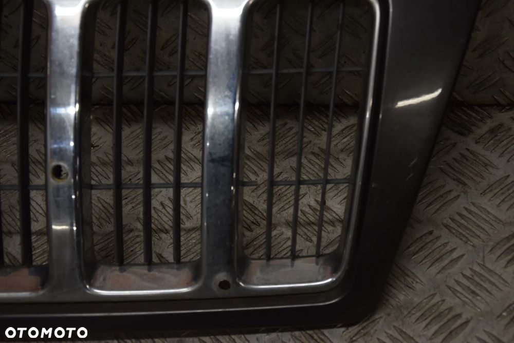 JEEP GRAND CHEROKEE WJ LIFT GRILL ATRAPA - 4