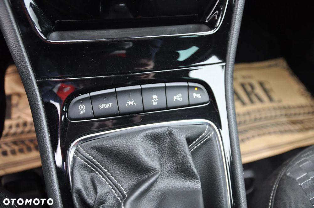 Opel Astra 1.4 Turbo Active - 20