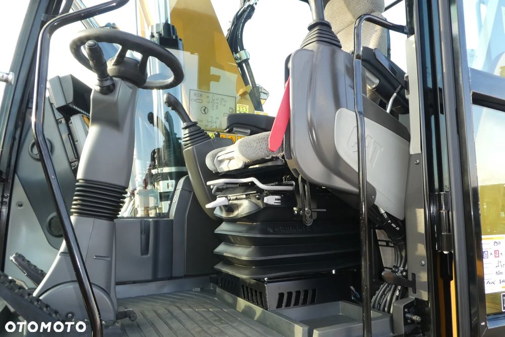 Caterpillar M 318F Z NIEMIEC - 25