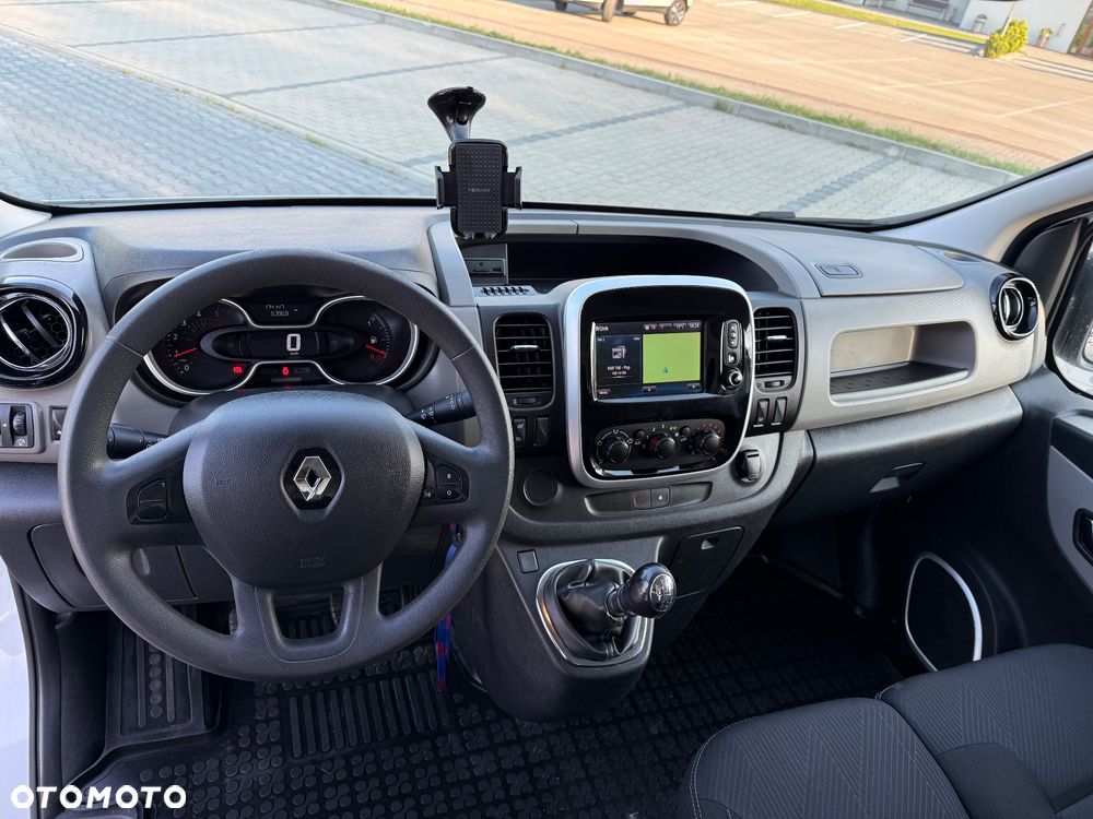 Renault Trafic - 24