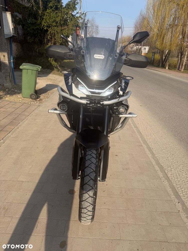 CFMoto 800MT Explore - 2