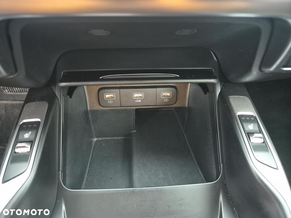 Kia Sorento 1.6 T-GDI HEV Prestige Line 6os - 26