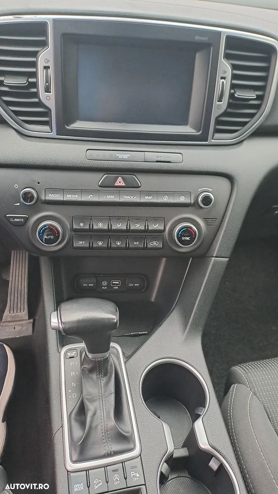 Kia Sportage 1.7 DSL 7DCT 4x2 Plus - 9