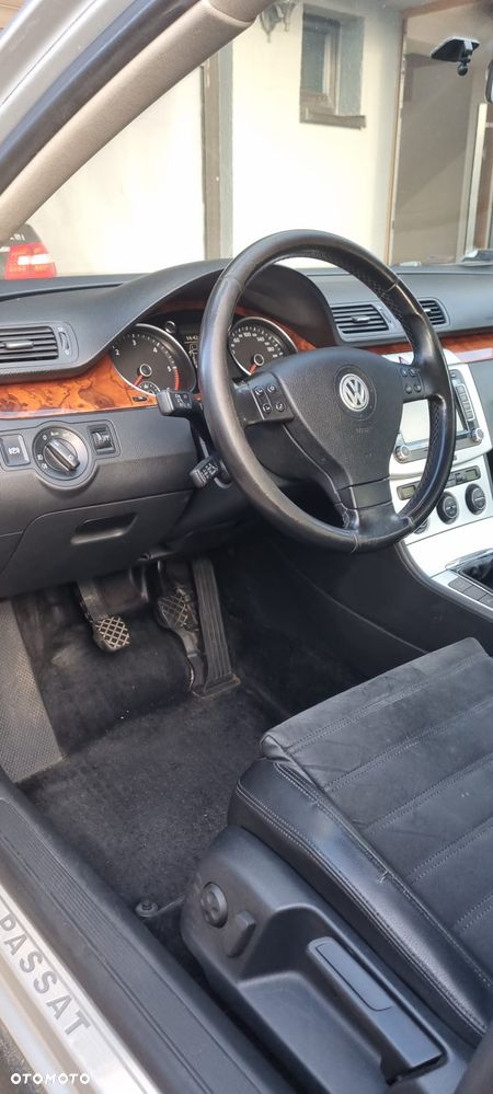 Volkswagen Passat 2.0 TDI DPF Highline - 7