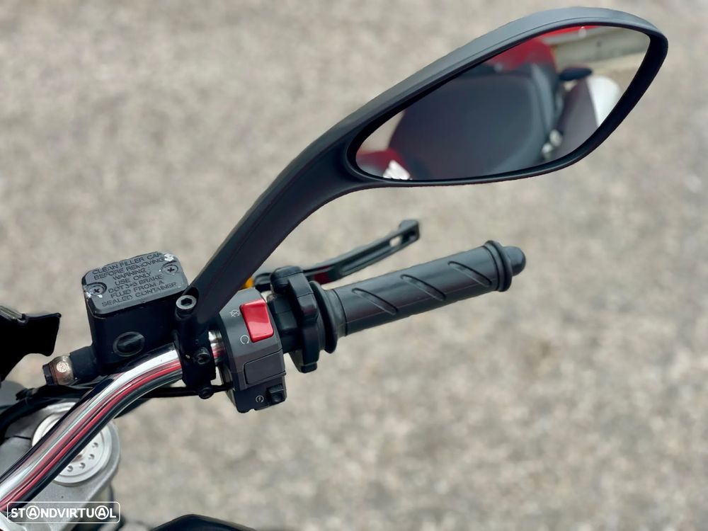 Ducati Monster 696 + - 5