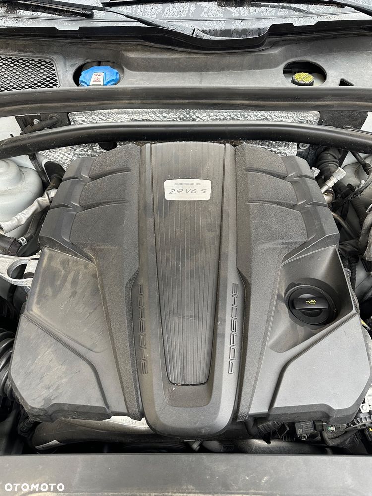 Porsche Macan S - 19