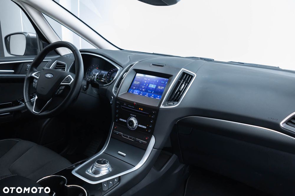 Ford S-Max 2.0 EcoBlue Titanium - 35