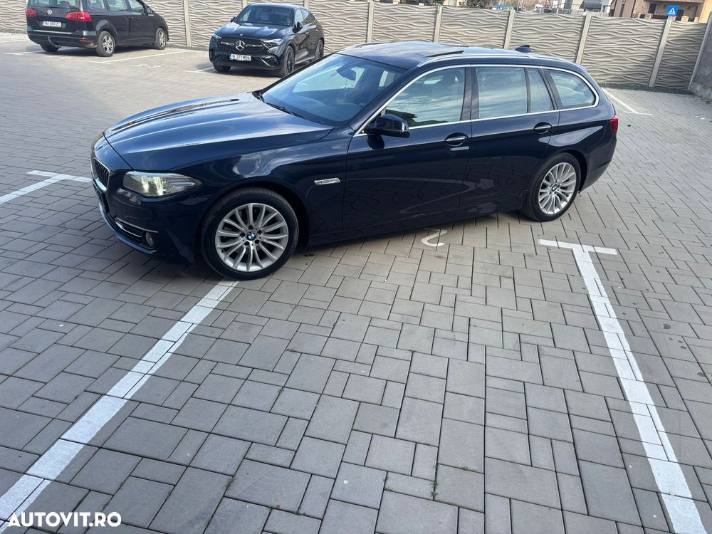 BMW Seria 5 525d Sport-Aut. Luxury Line - 11