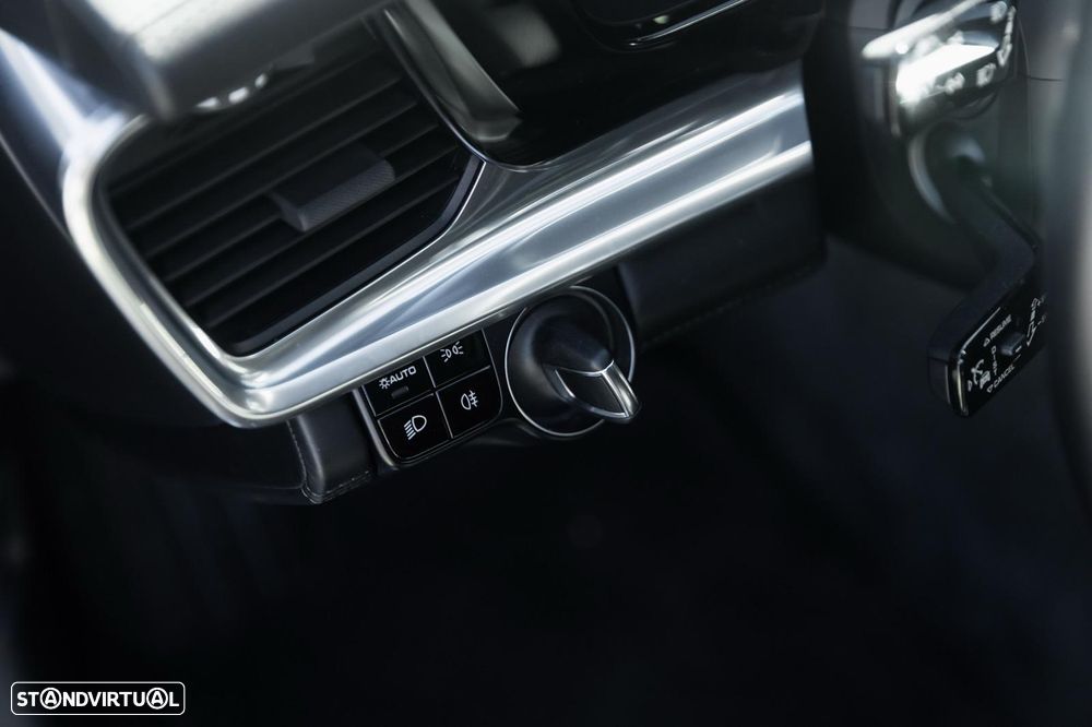 Porsche Panamera Sport Turismo 4 E-Hybrid - 8