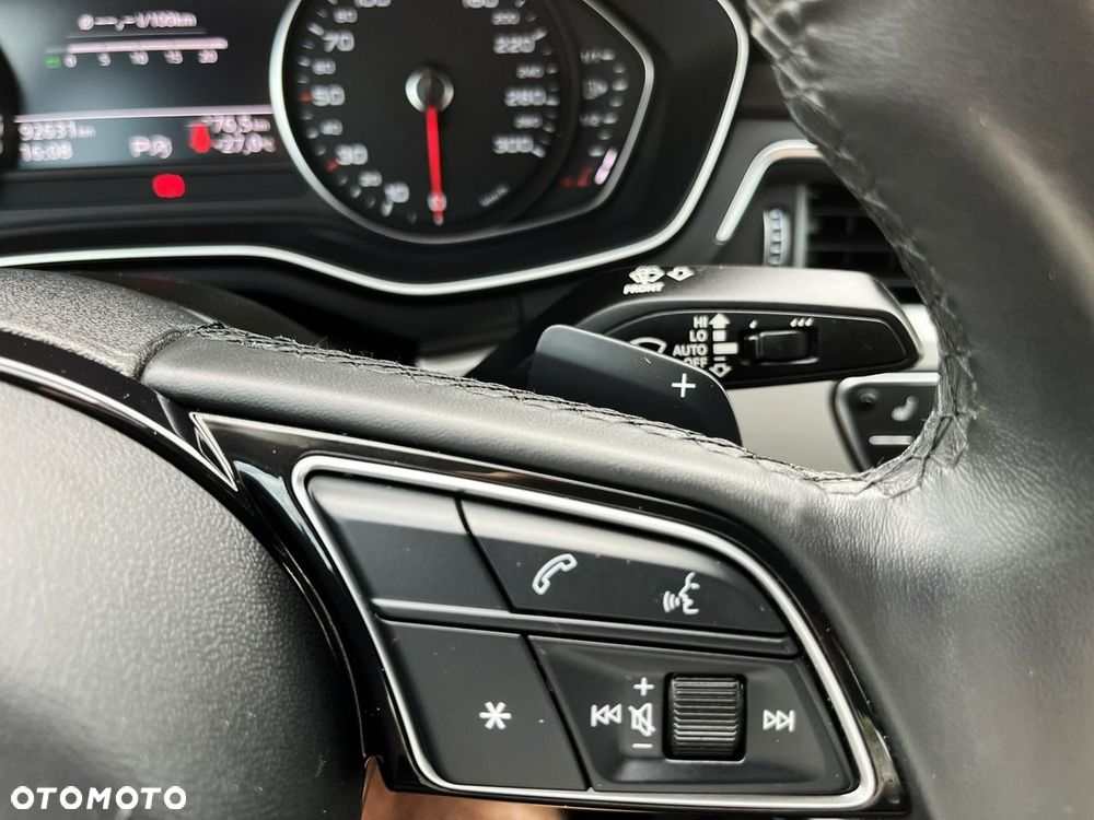 Audi A4 Limousine - 16