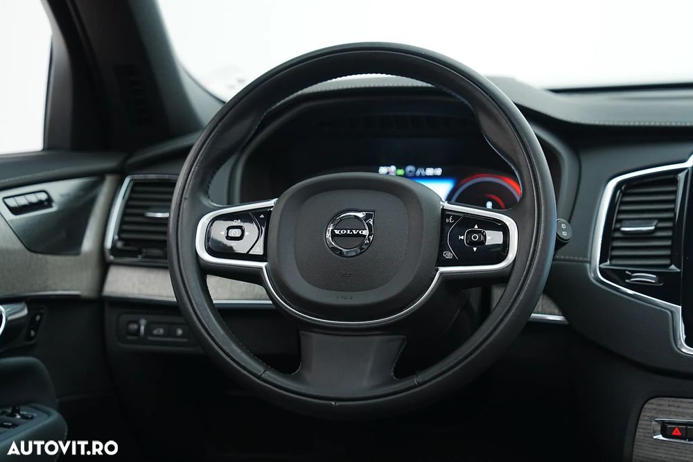 Volvo XC 90 T8 AWD Recharge Geartronic Inscription - 35