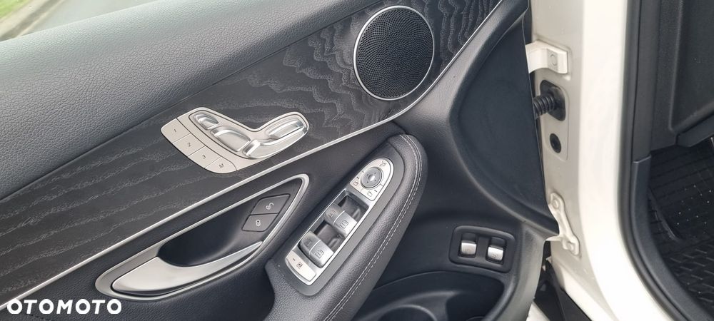 Mercedes-Benz GLC 250 d 4-Matic - 17