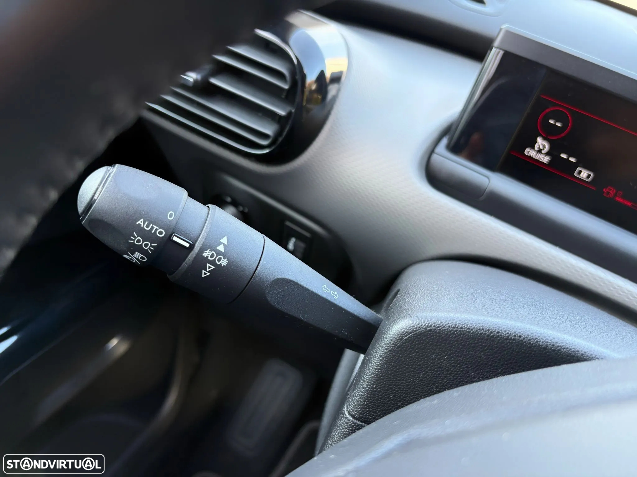 Citroën C4 Cactus 1.5 BlueHDi Shine Pack - 34