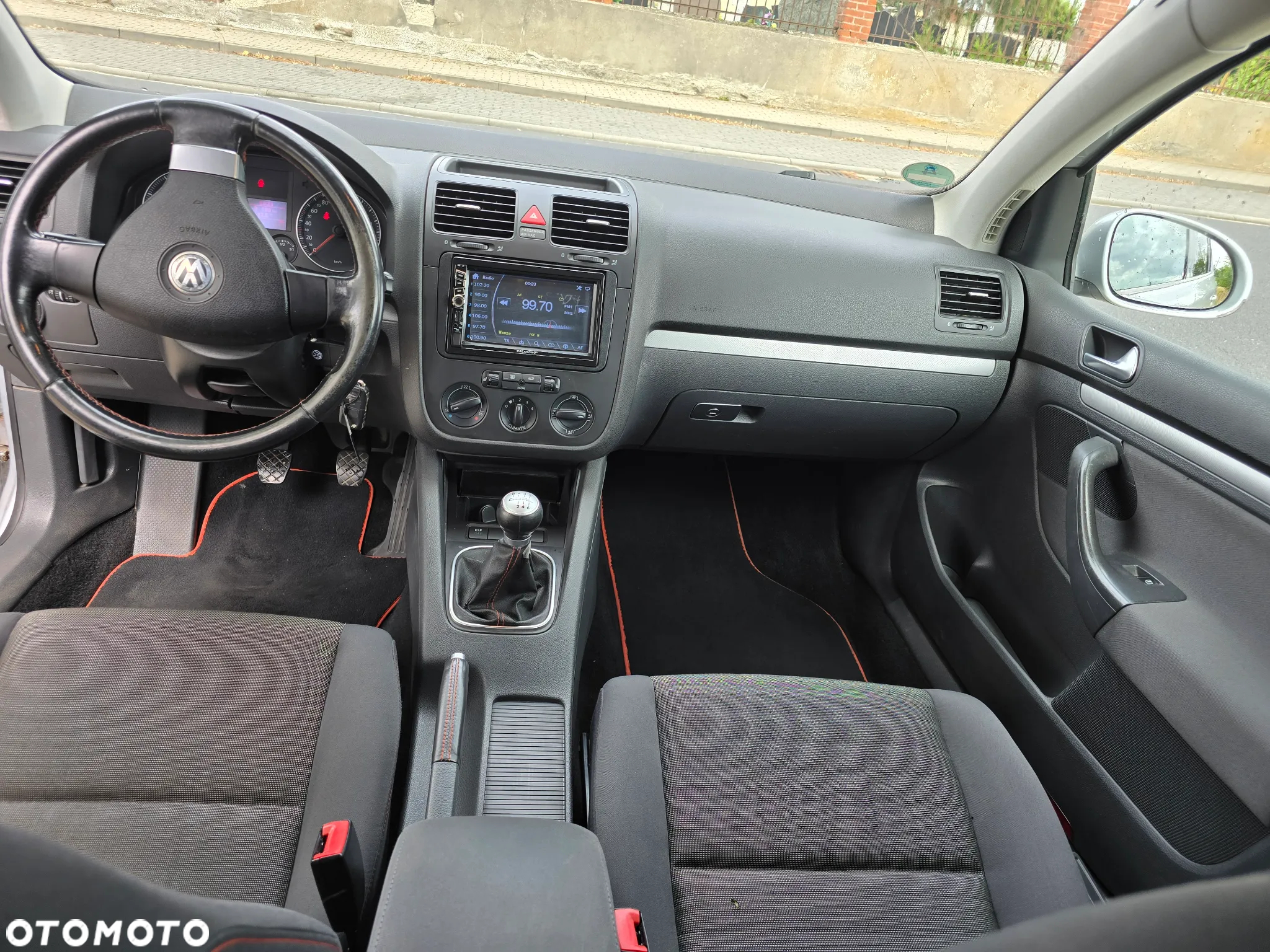 Volkswagen Golf 1.6 FSI Goal - 15