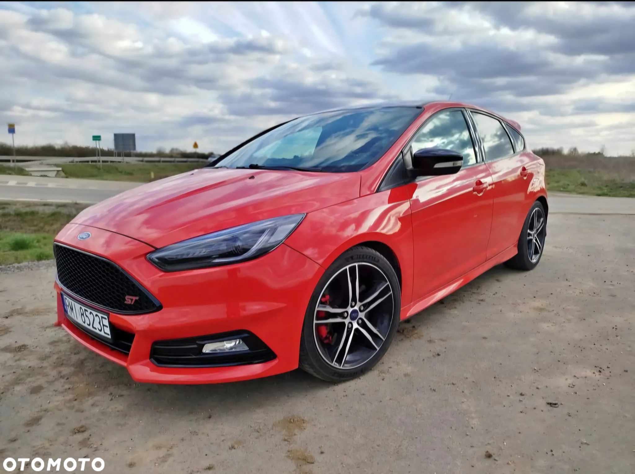 Ford Focus 2.0 EcoBoost ST - 17