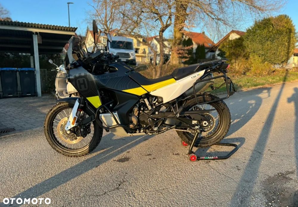 Husqvarna Norden - 22