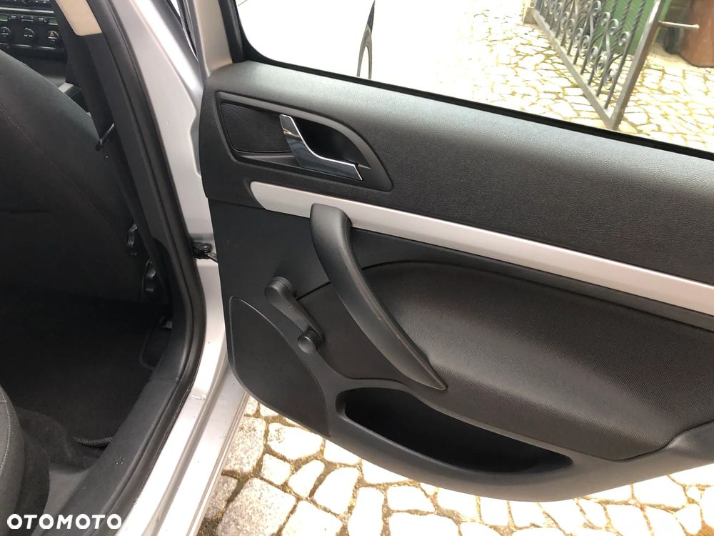 Skoda Octavia 1.8 TSI Ambition - 29