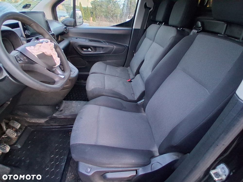 Opel Combo 1.5 HDI 131KM Long Długi 3 osoby Klima Kamera Webasto - 8