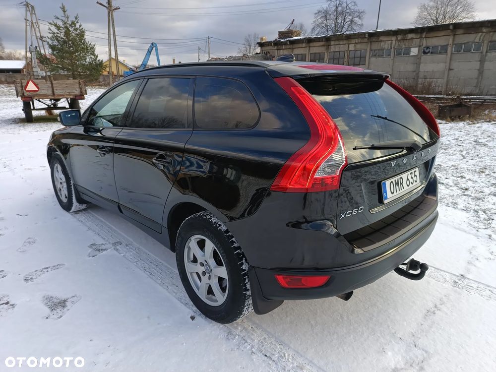 Volvo XC 60 2.4D DRIVe - 11