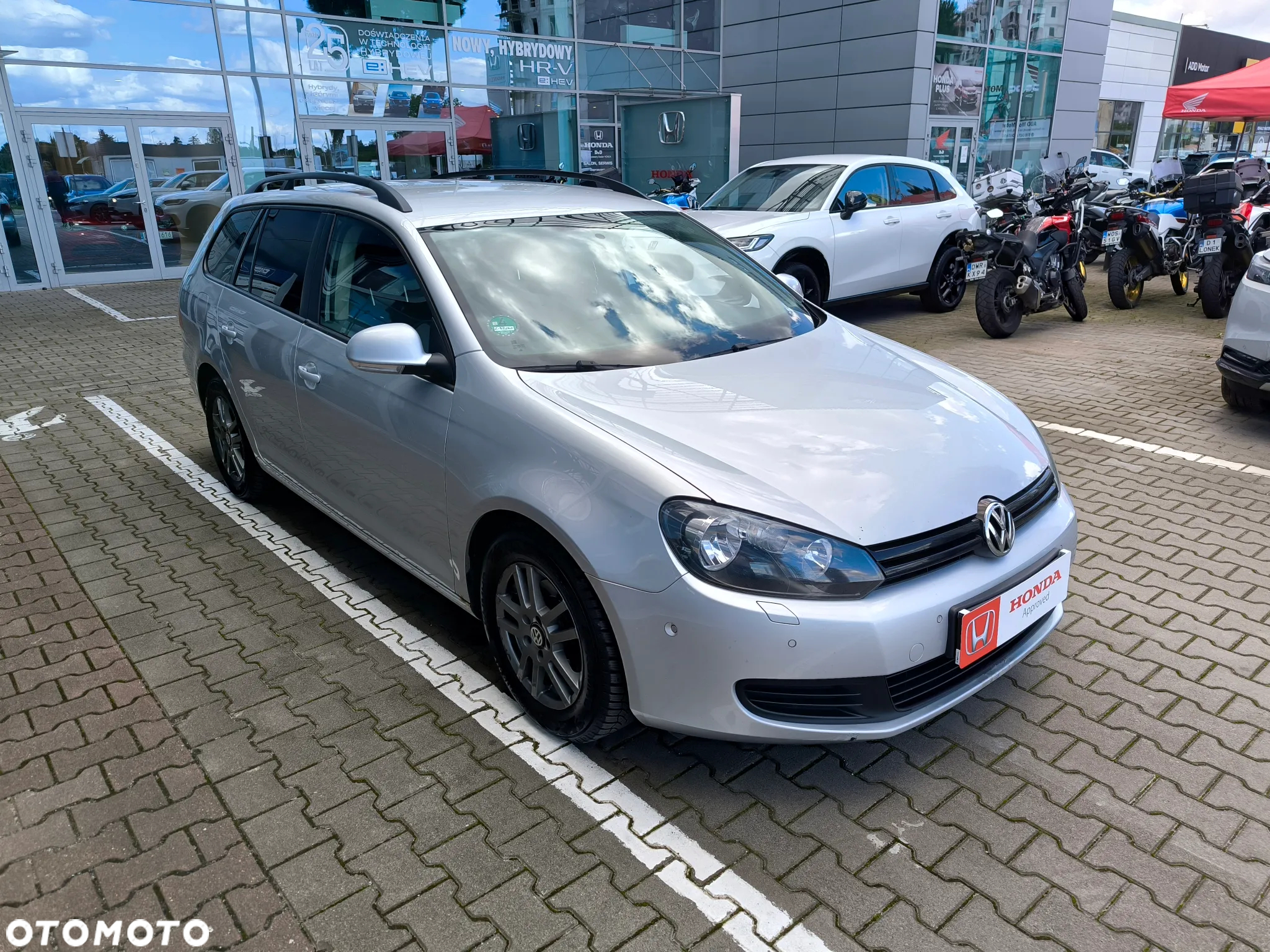 Volkswagen Golf VI 1.6 TDI Comfortline - 2