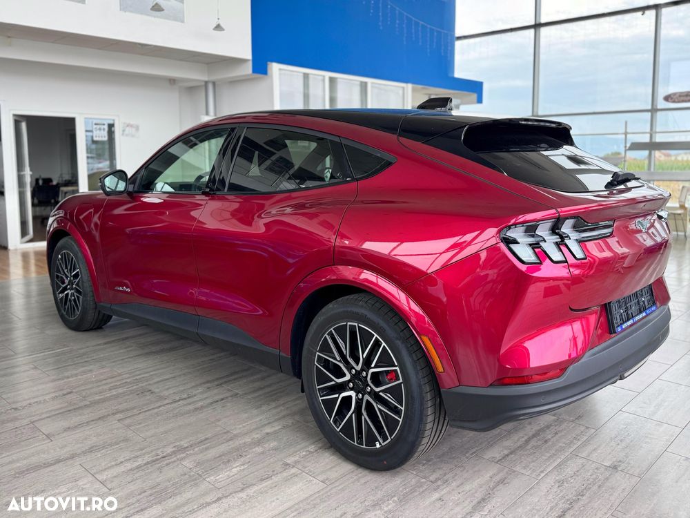 Ford Mustang Mach-E AWD PREMIUM - 4