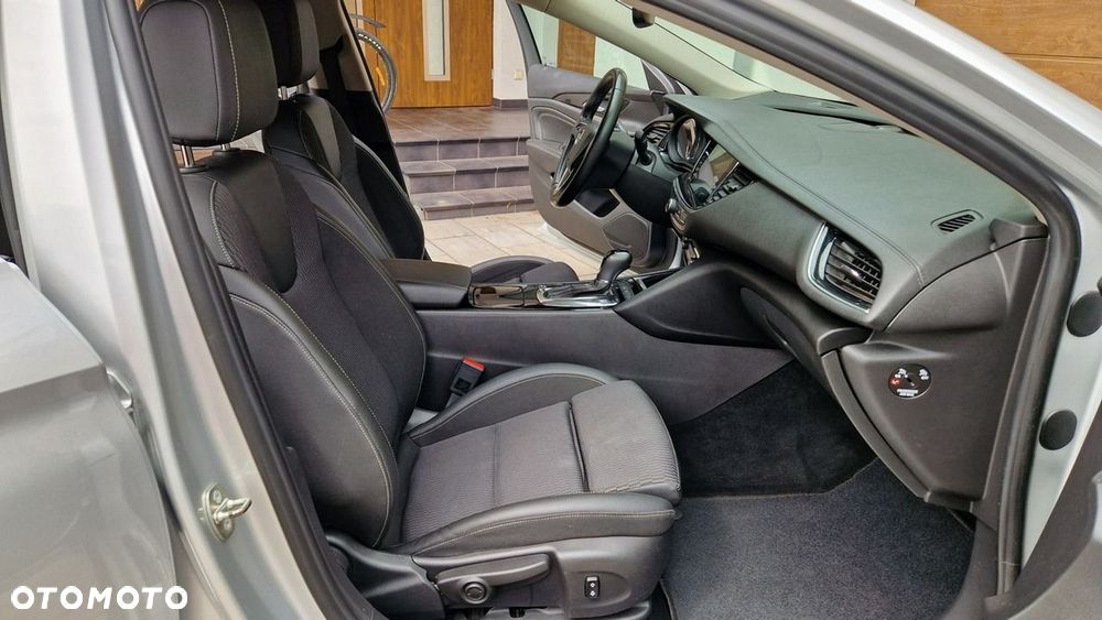 Opel Insignia - 20
