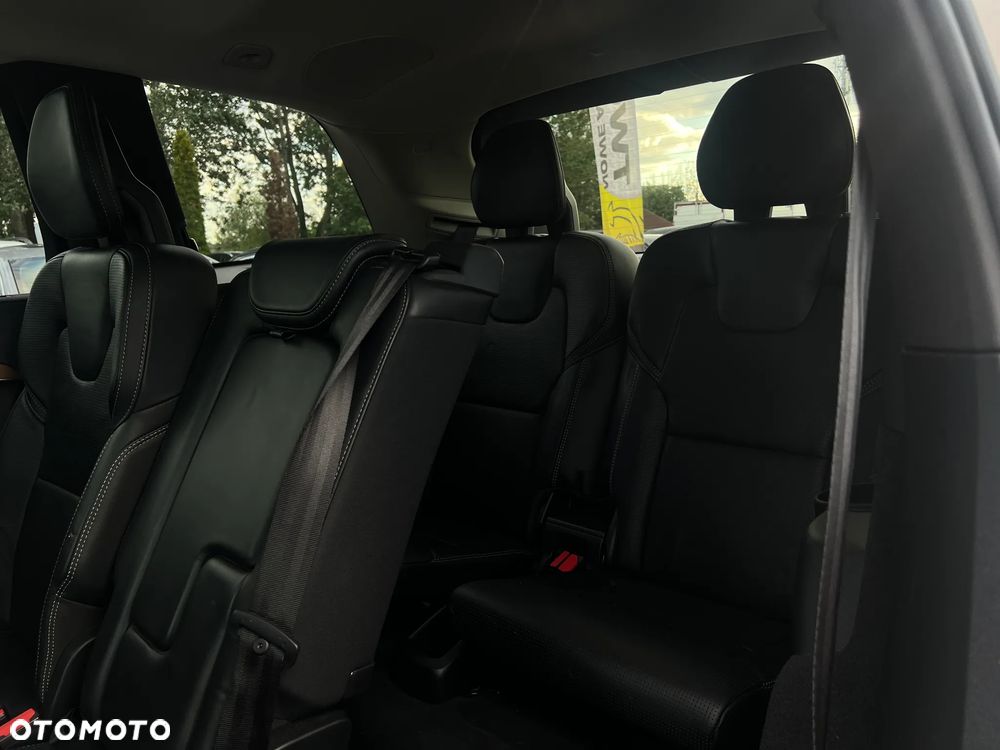 Volvo XC 90 - 26