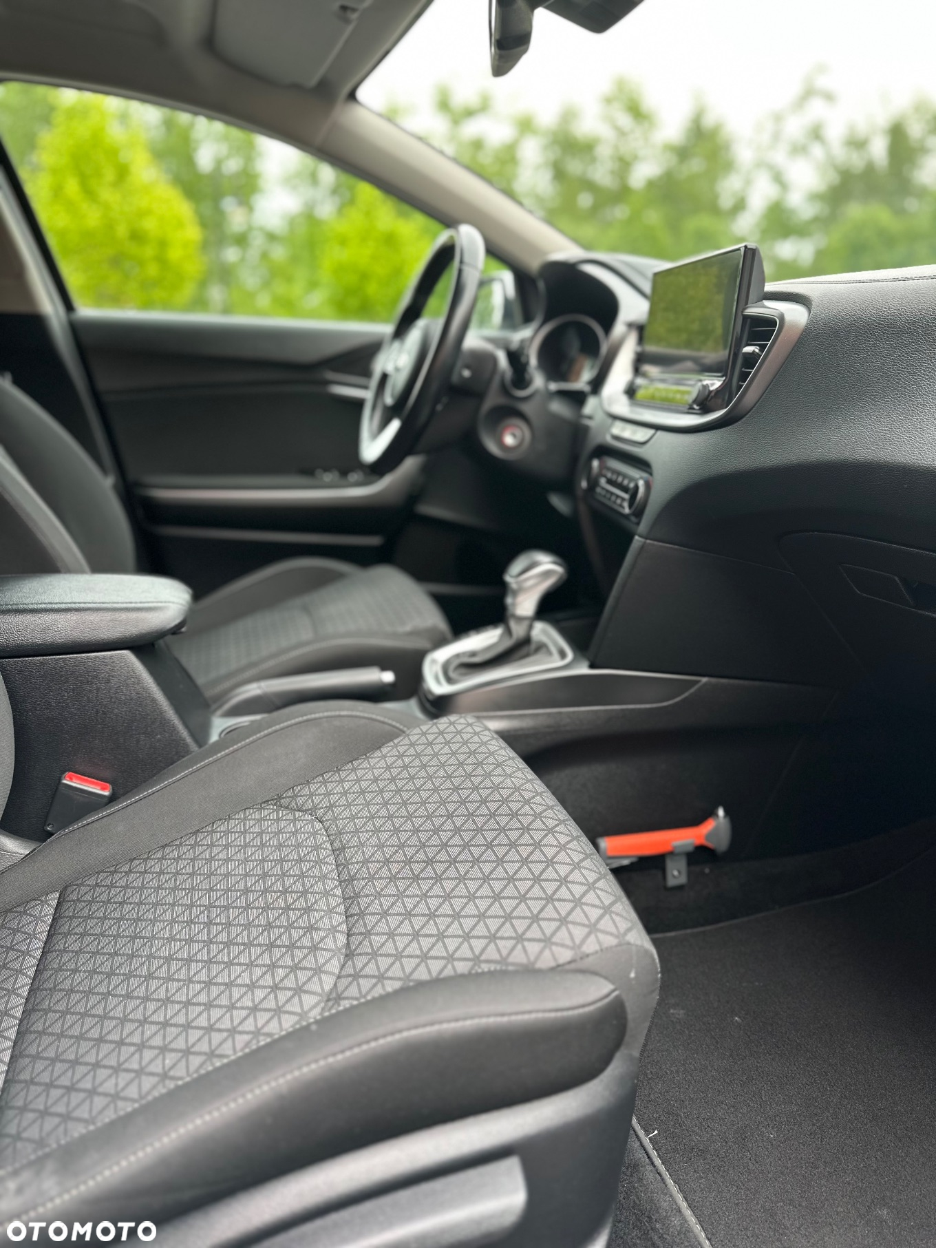 Kia Ceed 1.6 CRDi (48V Mild-Hybrid) DCT7 Spirit - 33