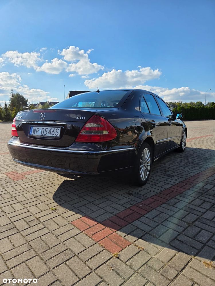 Mercedes-Benz Klasa E 320 CDI T Avantgarde - 5