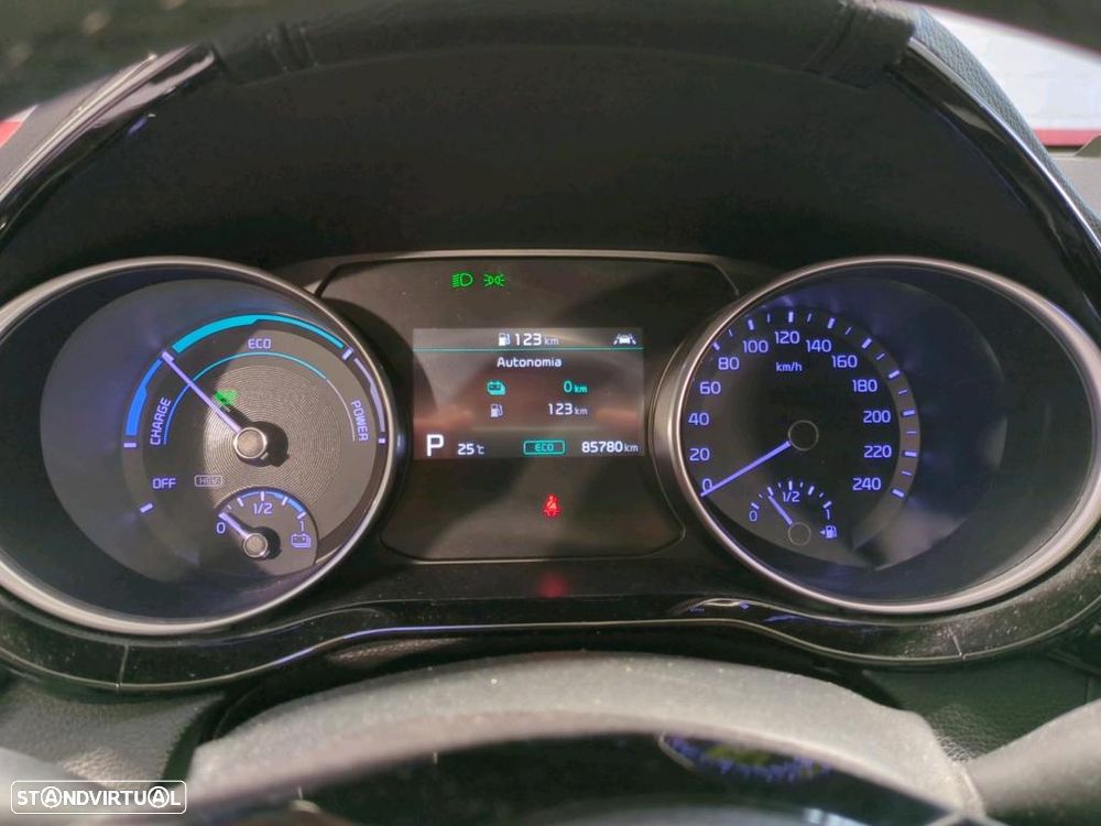 Kia XCeed 1.6 GDi PHEV Drive - 8
