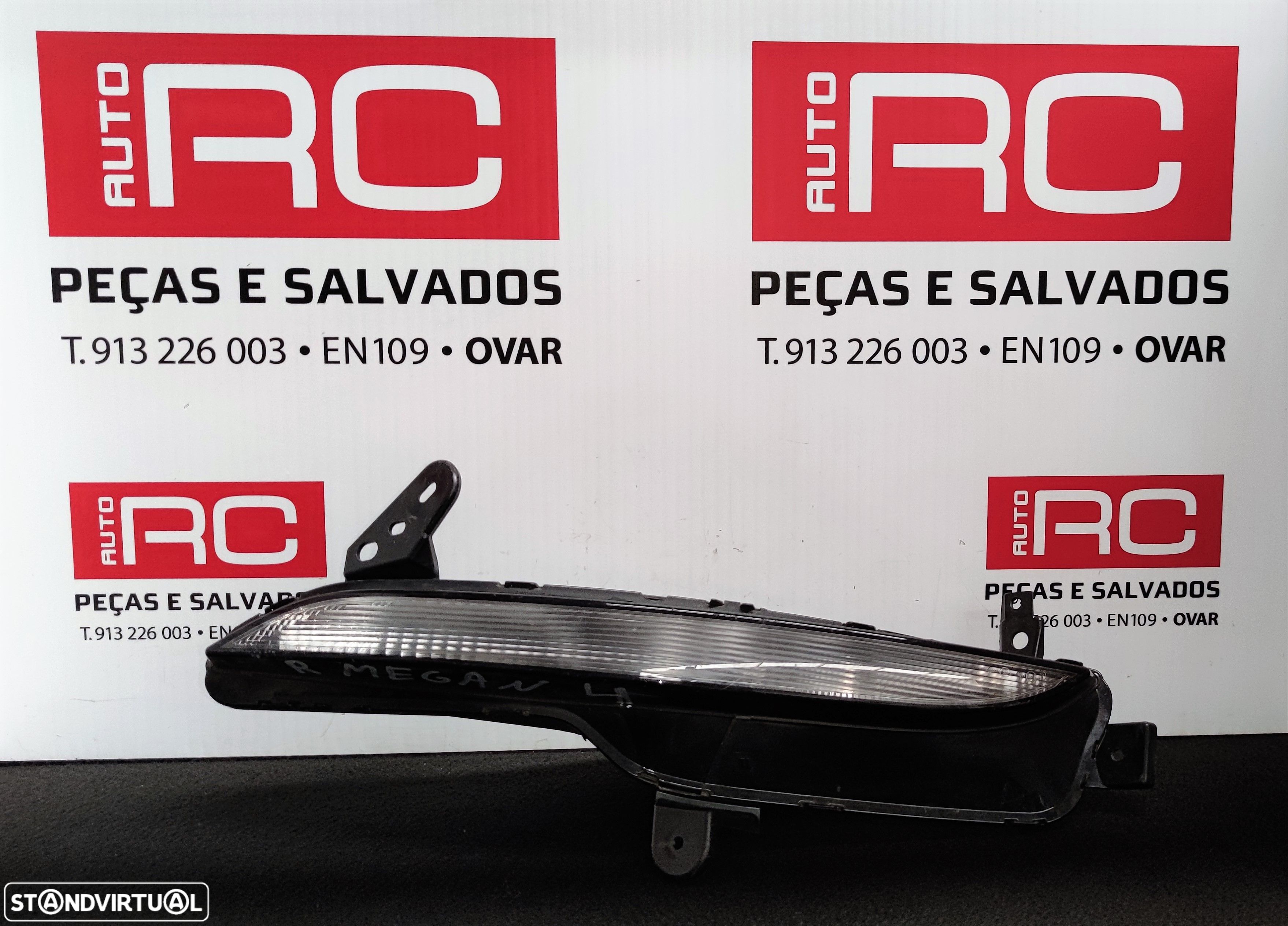PISCA DA FRENTE DIREITO RENAULT MÉGANE IV - 1