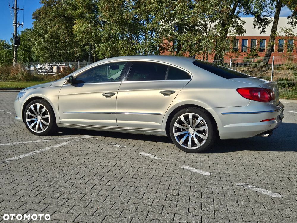 Volkswagen Passat CC - 1