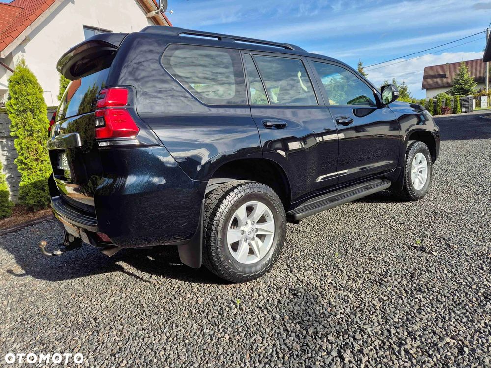 Toyota Land Cruiser LC 2.8 D-4D Prado - 3