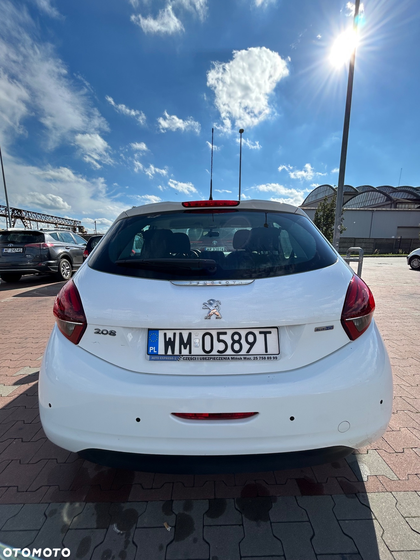 Peugeot 208 1.6 BlueHDi Active - 4