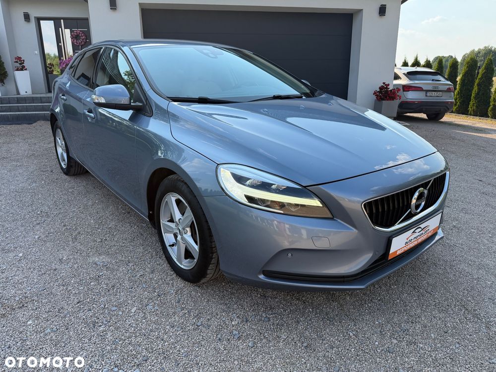 Volvo V40 D3 Momentum - 5