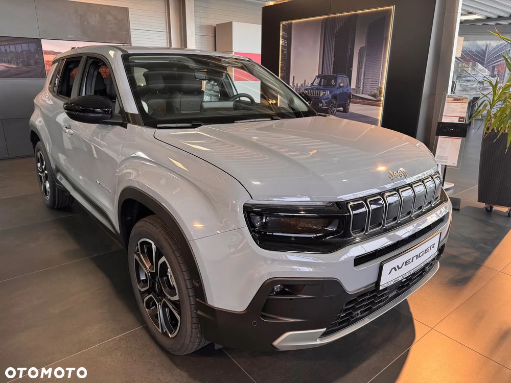 Jeep Avenger 1.2 T3 mHEV Summit FWD eDCT6