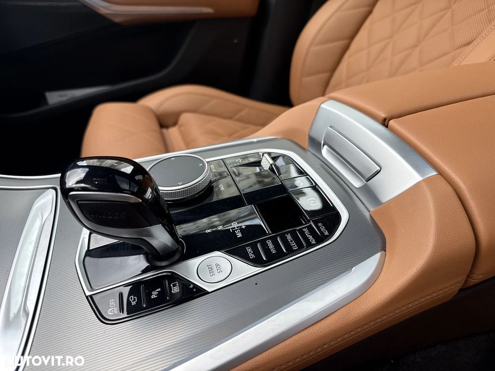 BMW X5 xDrive45e AT PHEV - 10