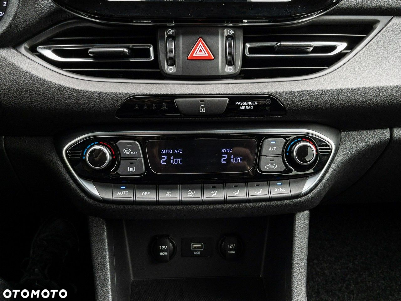 Hyundai i30 1.5 DPI Comfort - 23