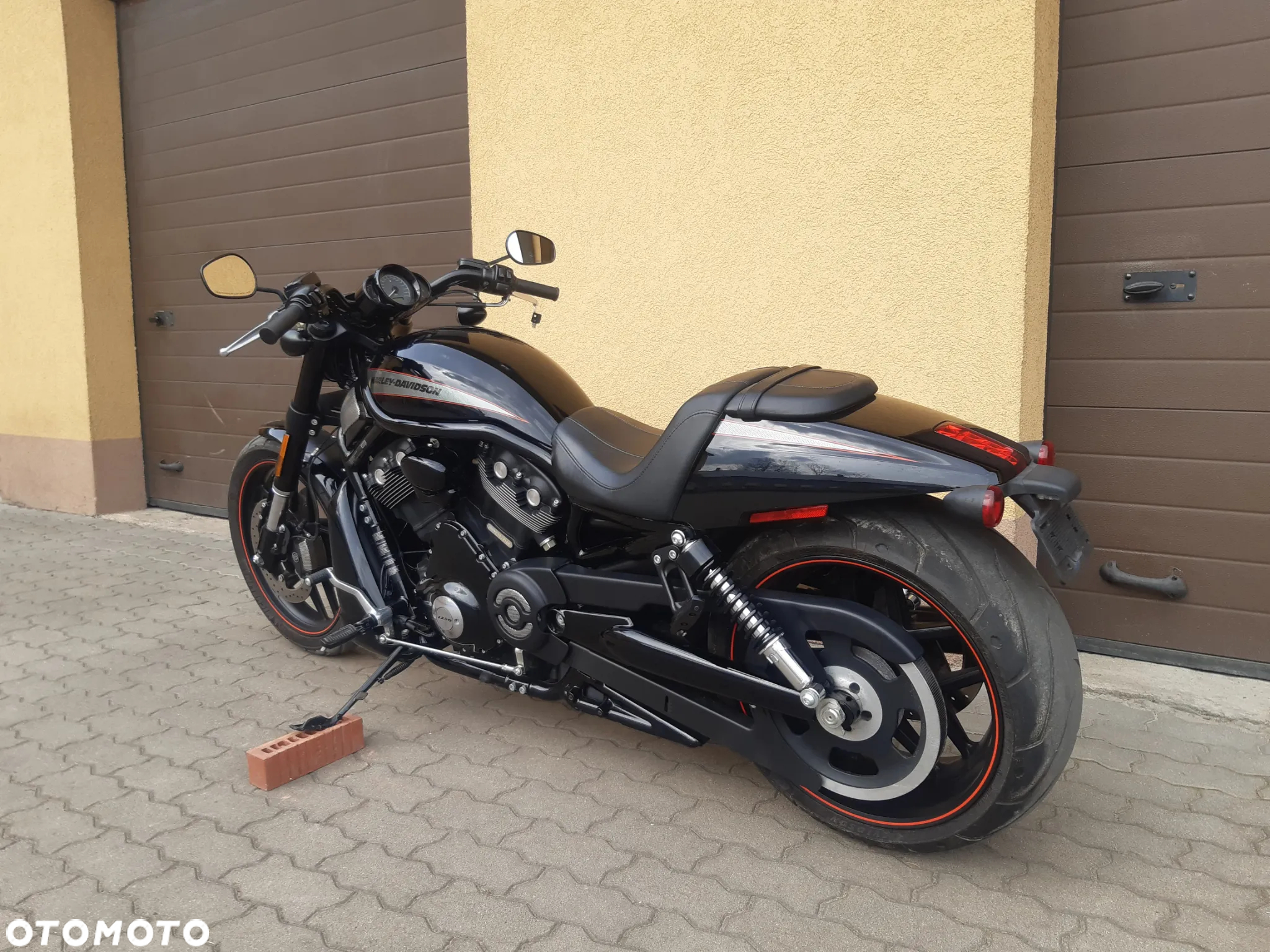 Harley-Davidson V-Rod Night Rod - 7